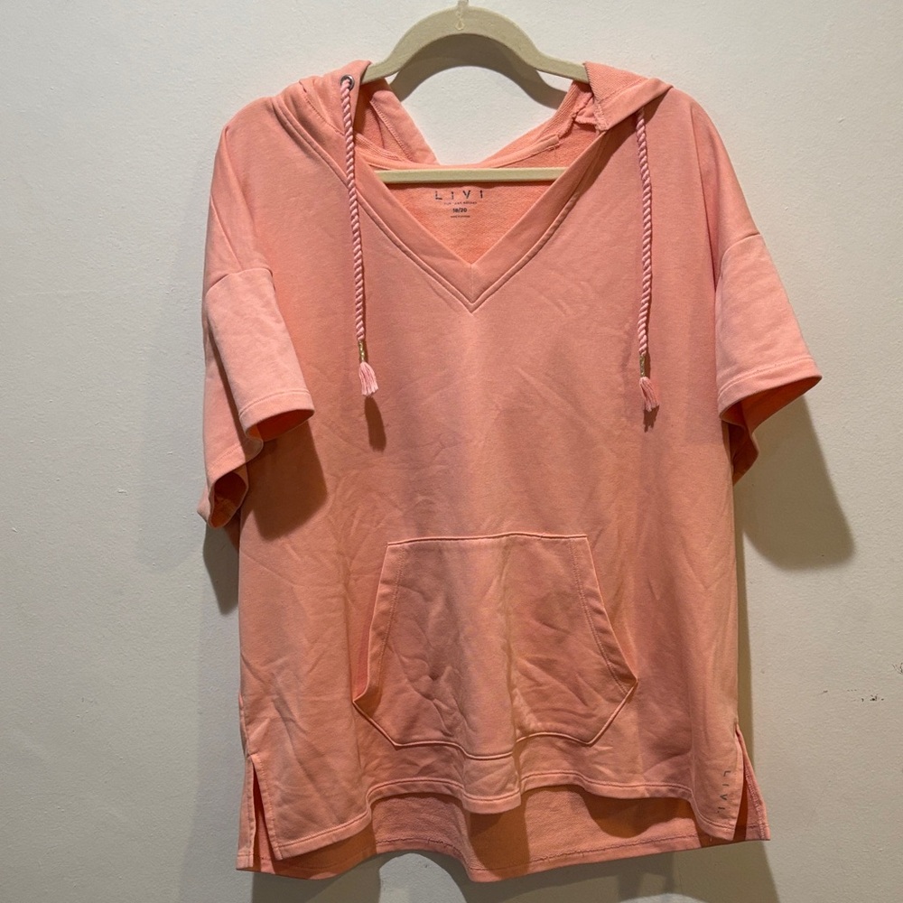 LIVI Peach Short Sleeve Hoodie Size 18/20